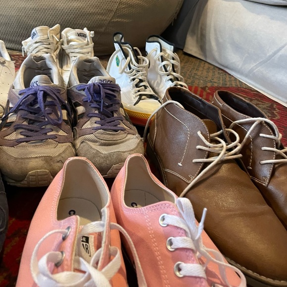 Assorted lot of mens casual sneakers, size 11-12 - Picture 5 of 5